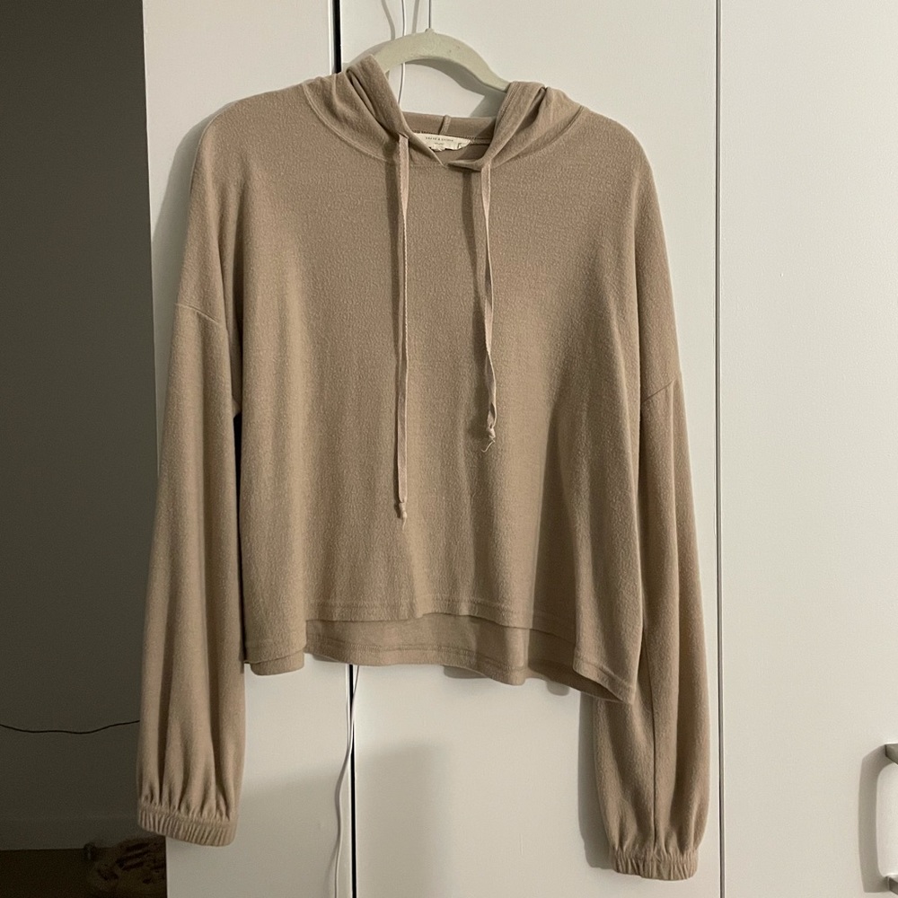 Cream Crop sweatshirt/hoodie